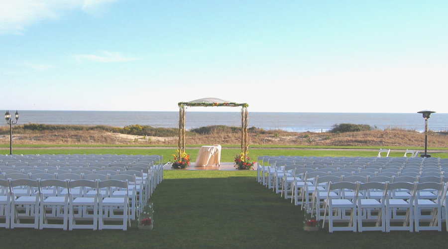 Grand Lawn wedding ceremony