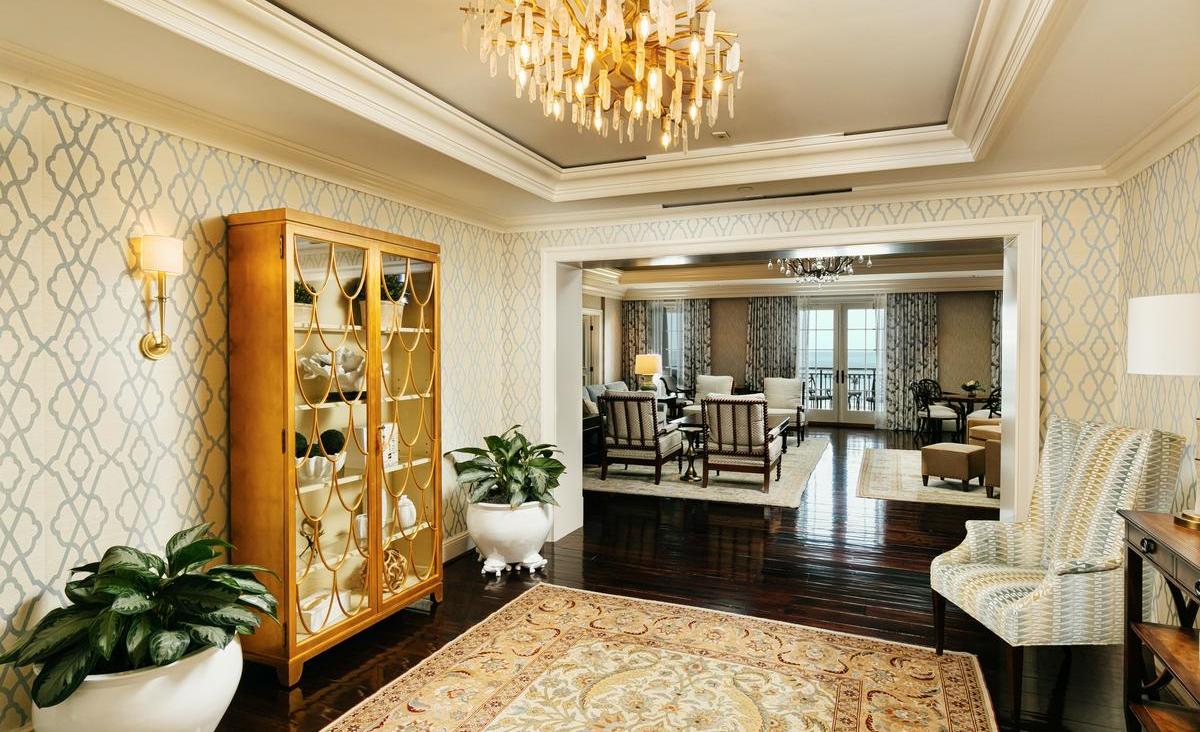 presidential suite foyer