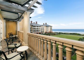 The Sanctuary Ocean View Suite Balcony