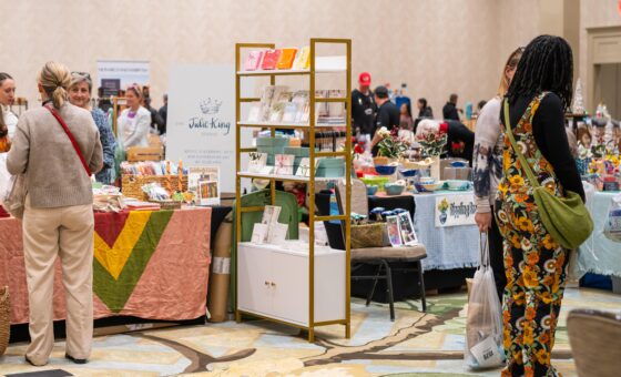 2023 Marathon Eve expo and holiday market